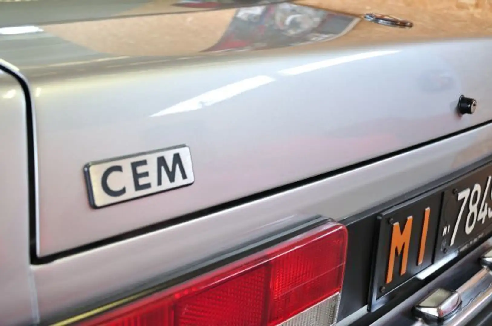 Alfa Romeo Alfetta 2.0 CEM restauro totale UNICA! Argent - 2