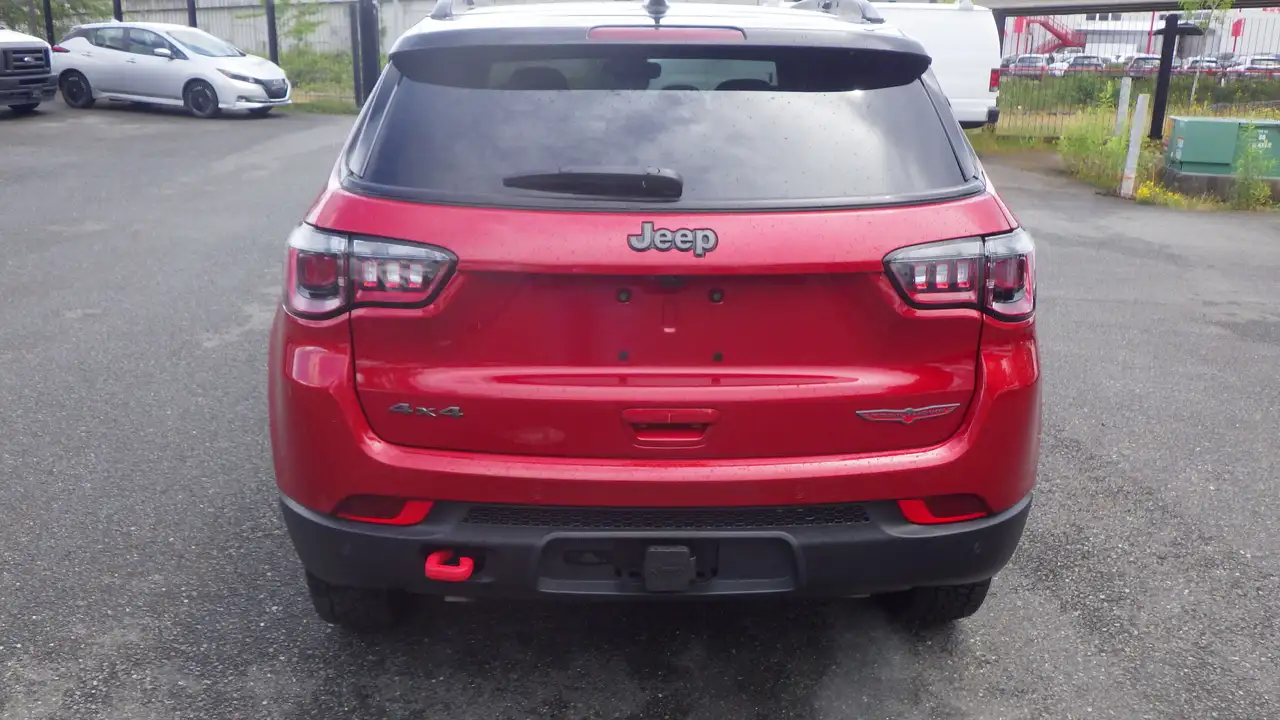 Jeep Compass photo Jeep Compass