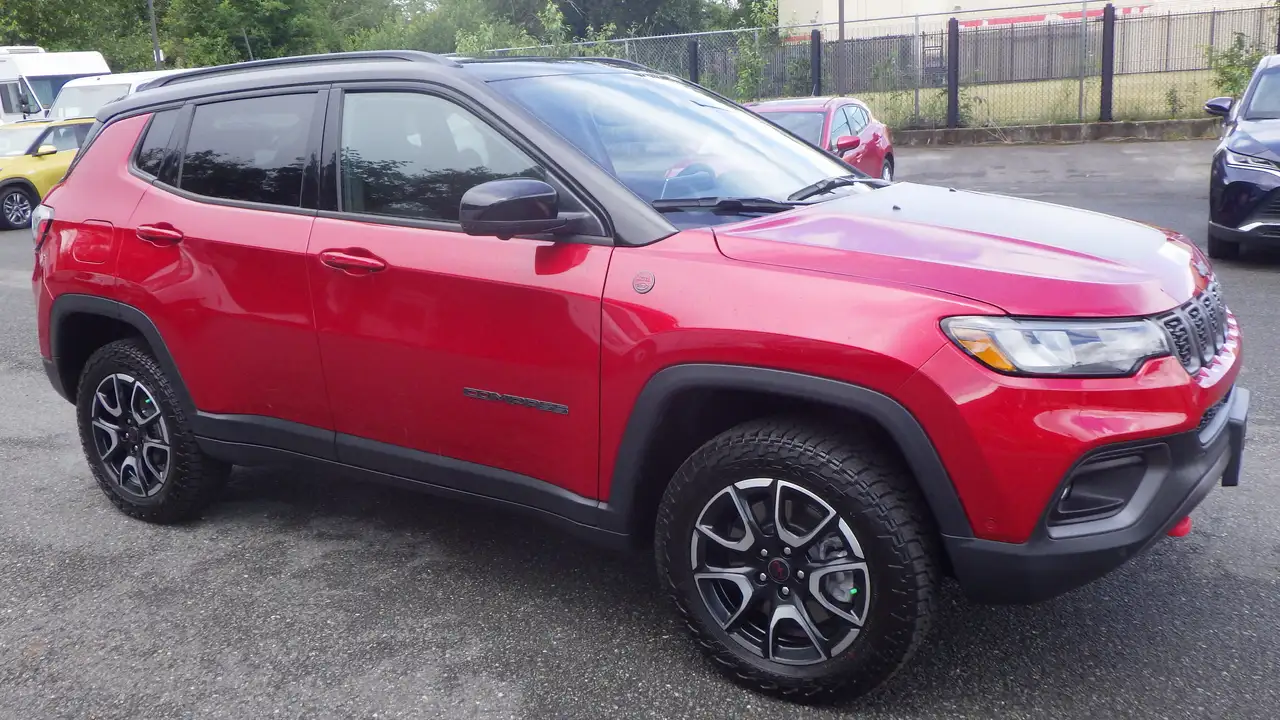 Jeep Compass photo Jeep Compass