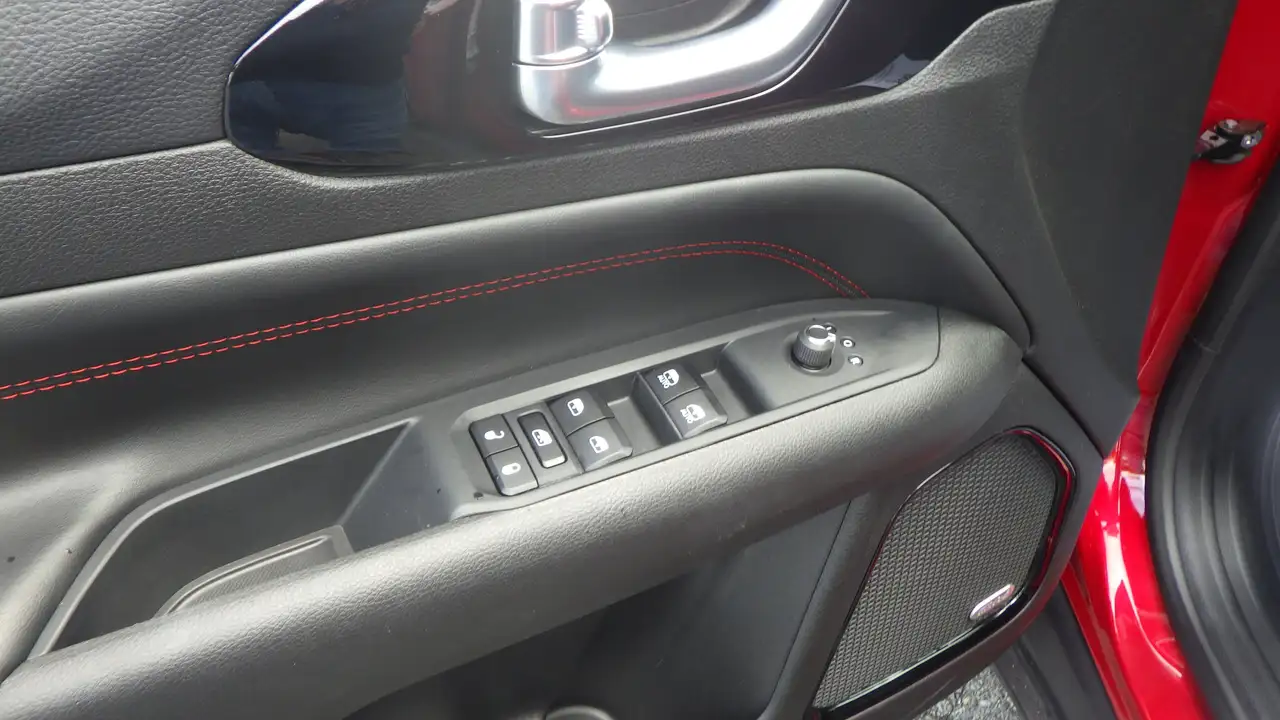 Jeep Compass photo Jeep Compass