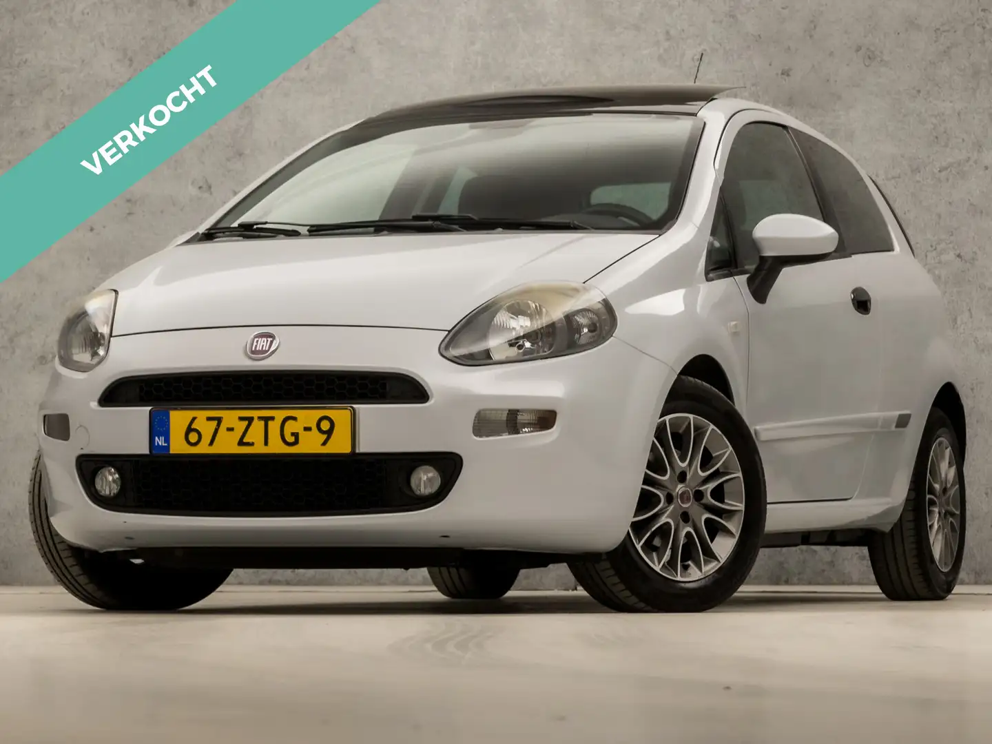 Fiat Punto Evo 0.9 TwinAir Sport (PANORAMADAK, CLIMATE, GETINT GL Wit - 1