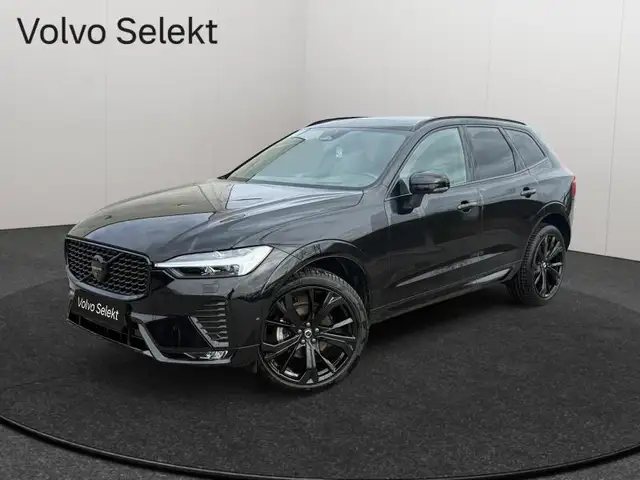 Volvo XC60 B5 Ultra Black Edition / Essence