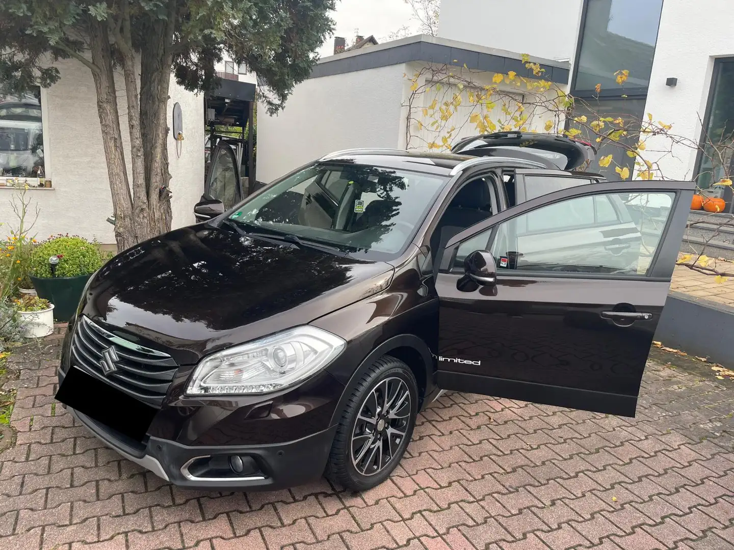 Suzuki SX4 S-Cross SX4 S-Cross 1.6 VVT CVT 4x2 limited Brązowy - 1
