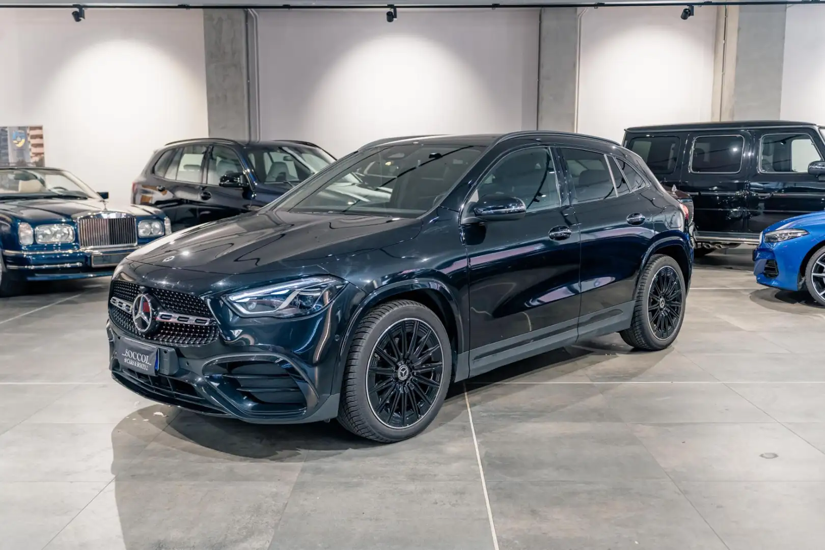 Mercedes-Benz GLA 200 d Automatic MY24 AMG Line Premium*RESTYLING* Negro - 1