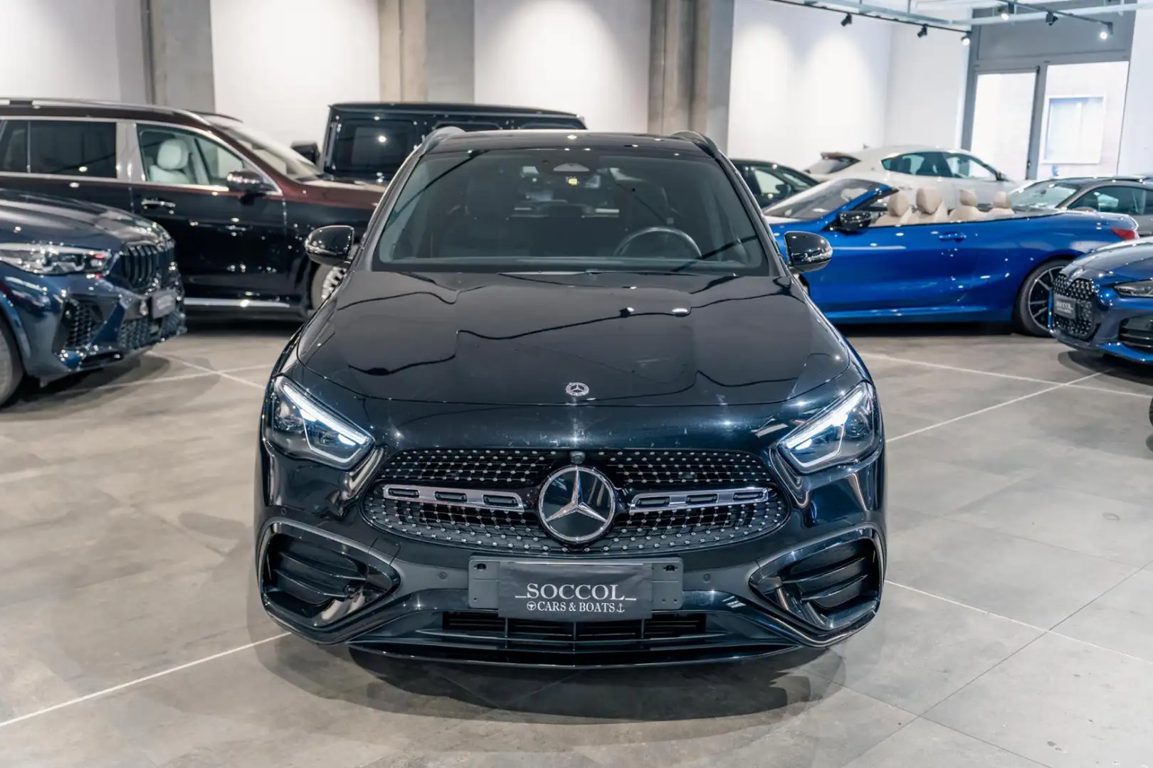 Mercedes-Benz GLA 200 d Automatic MY24 AMG Line Premium*RESTYLING* Negro - 2