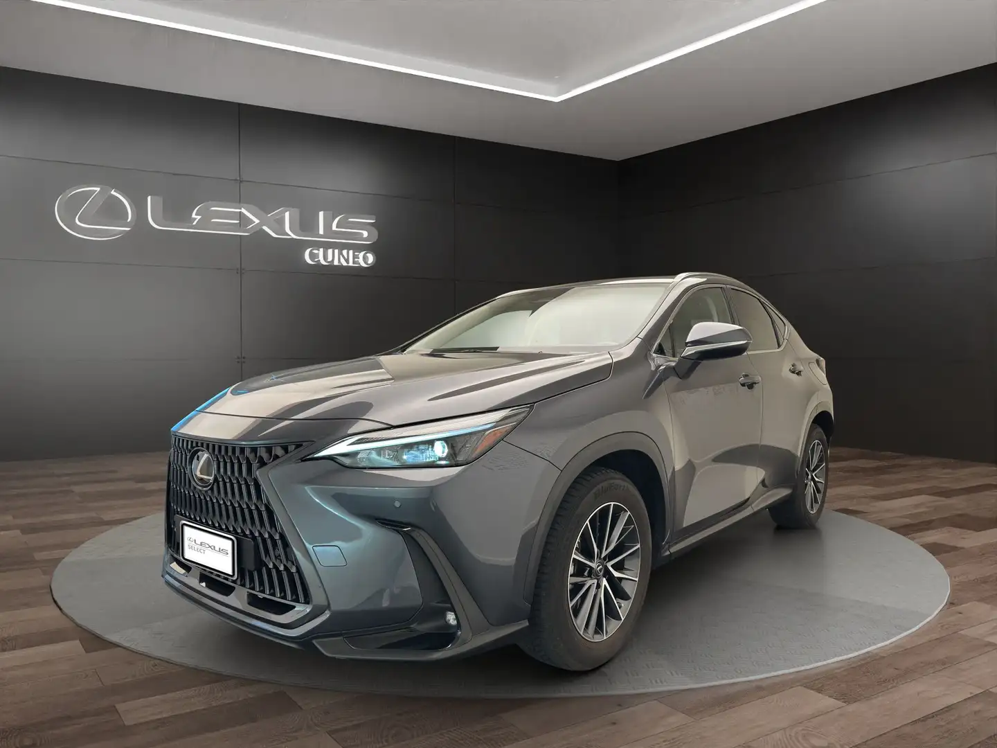 Lexus NX 450h+ NX 450h+ 2.5 phev Premium 4wd e-cvt Argento - 1