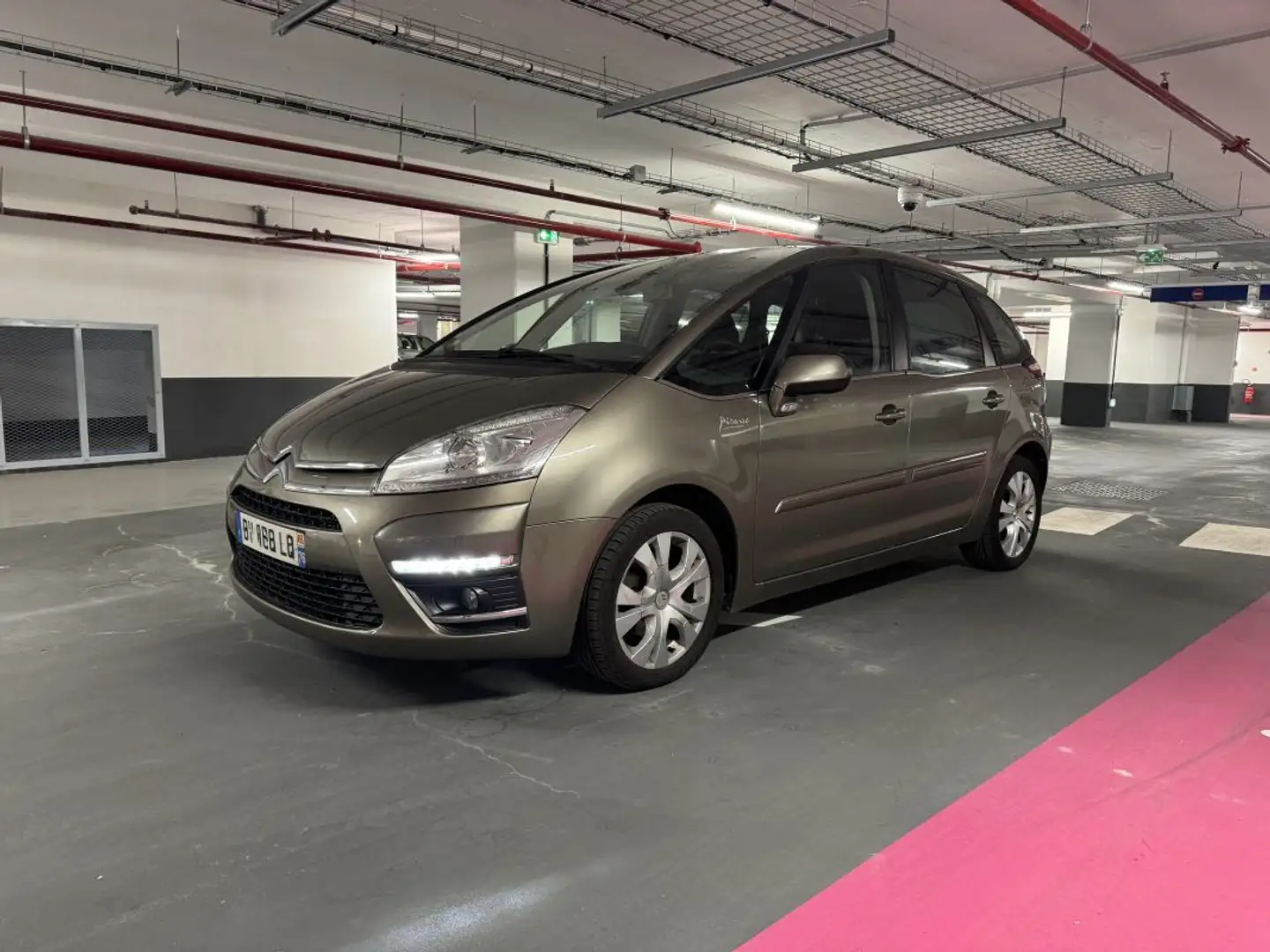 Citroen C4 1.6 HDI 110ch FAP Exclusive - 1