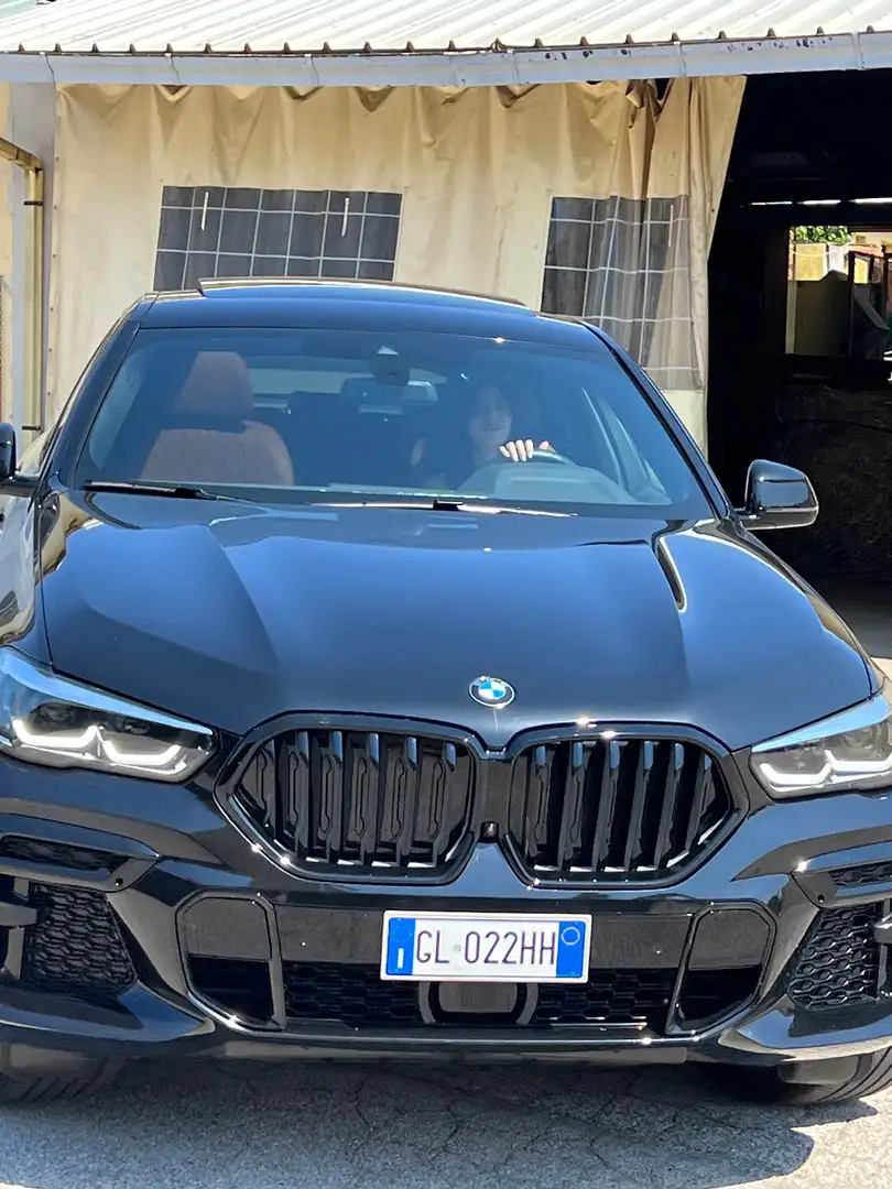 BMW X6 3.0 Nero - 2