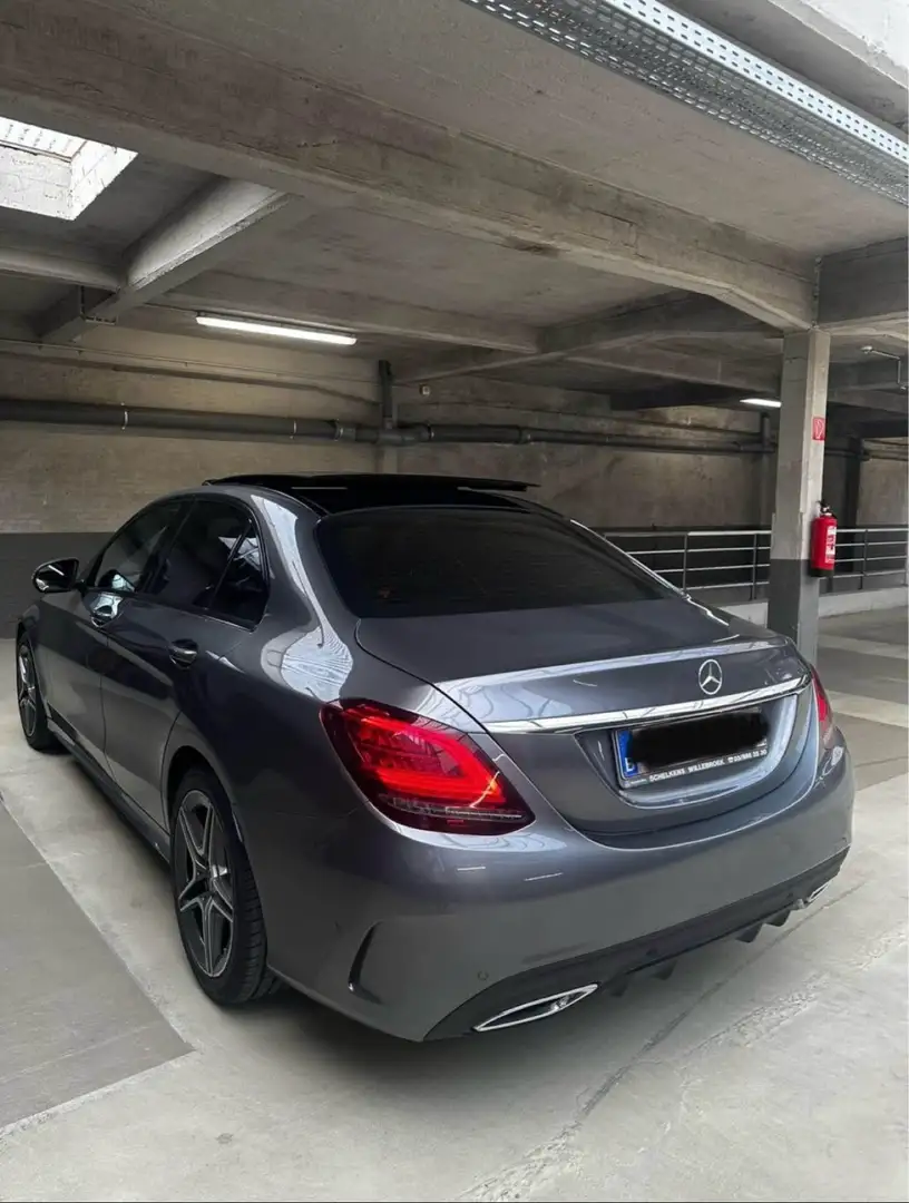 Mercedes-Benz C 200 AMG-line 9G-Tronic D Grijs - 2