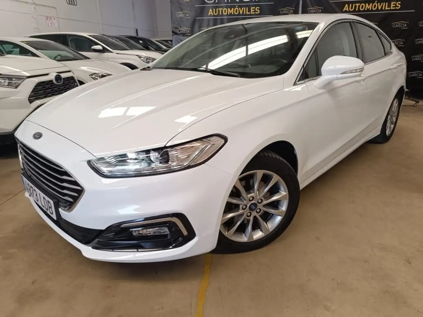 Ford Mondeo 2.0TDCI Titanium 150 Weiß - 2