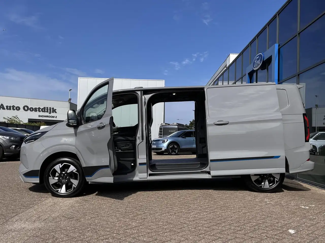 Ford Transit Custom 2026 — фото 10