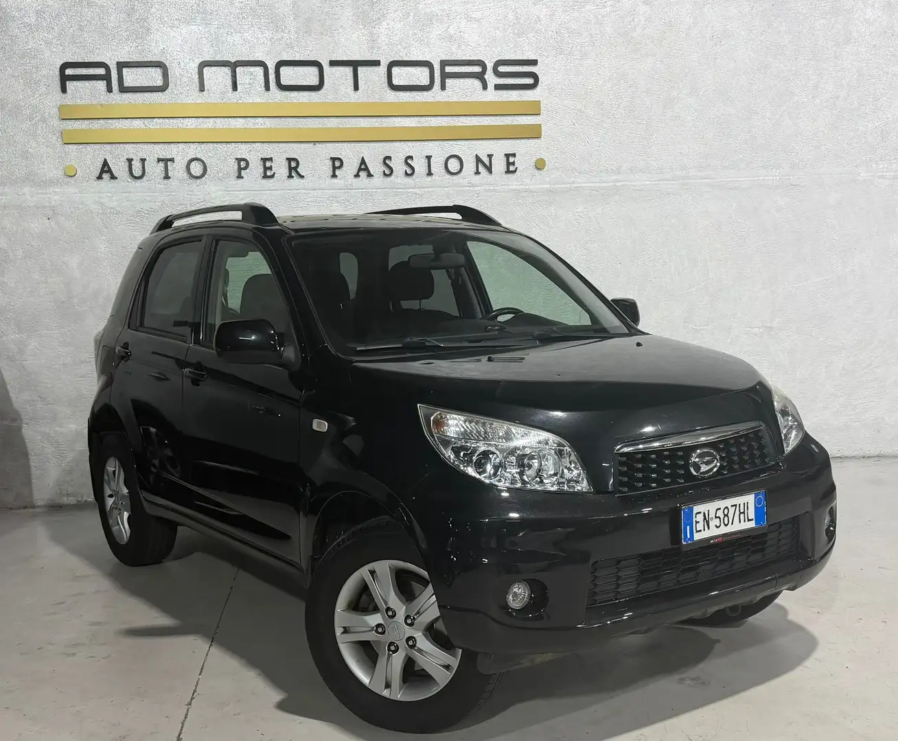 Daihatsu Terios Benzina Automatica 4x4 Neopatentati - 1