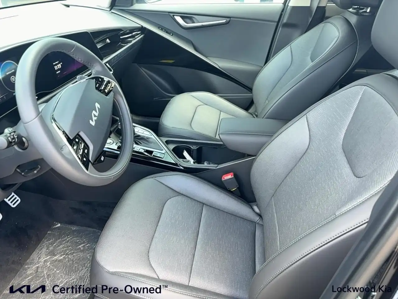Kia Niro снимка Kia Niro
