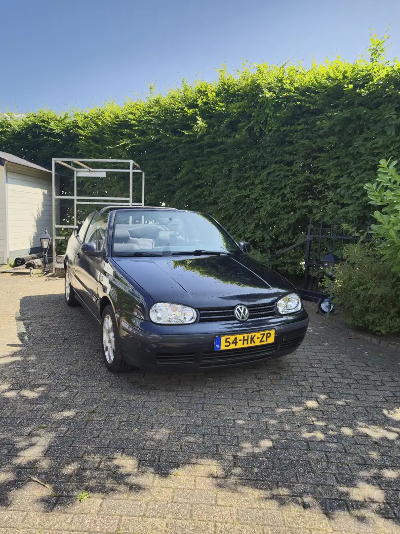 Volkswagen Golf Cabriolet 2.0 Trendline 85KW 2001 Blauw Modrá - 1