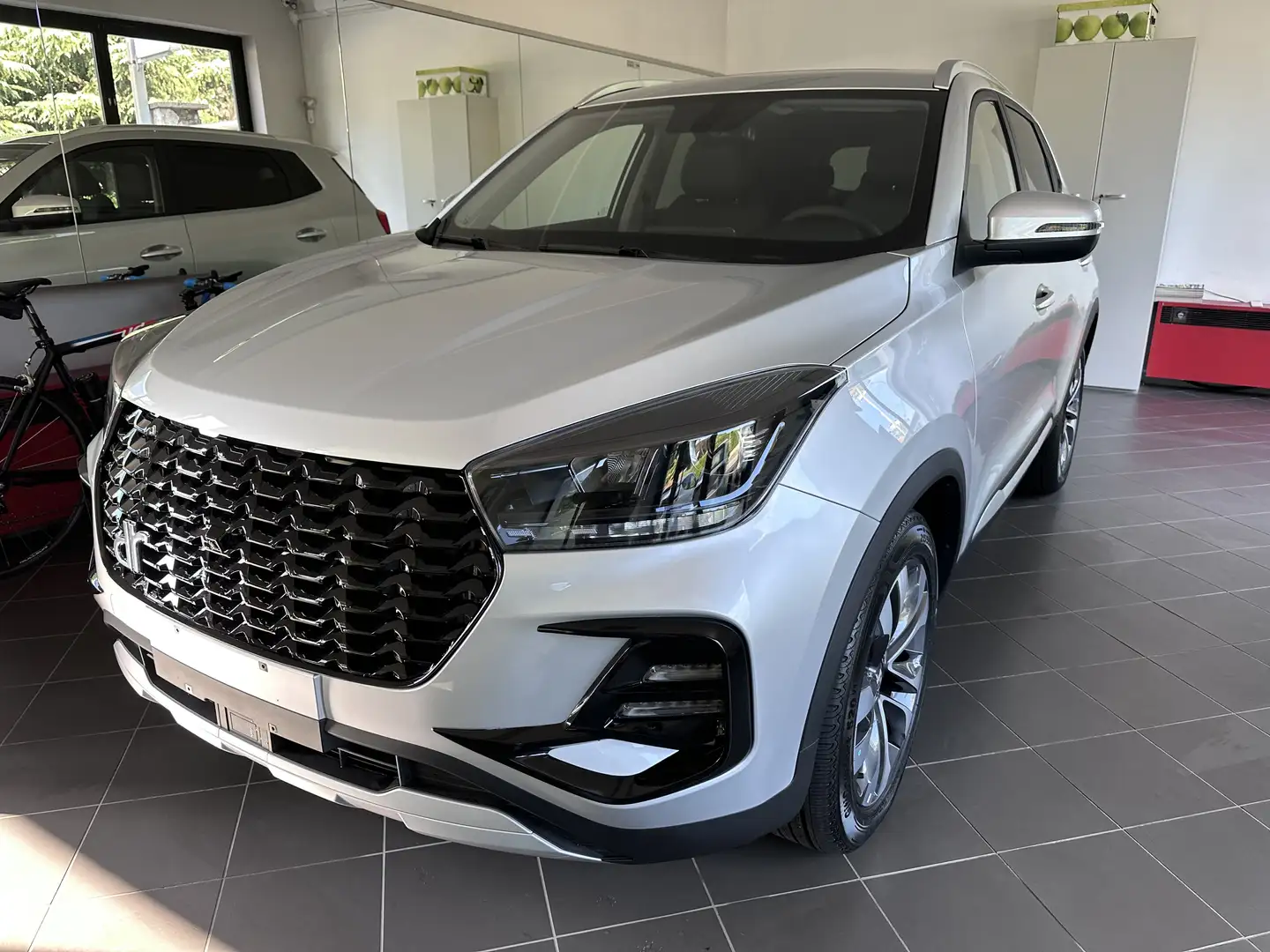 DR Automobiles DR5.0 1.5 turbo Gpl 149cv cvt Argento - 1