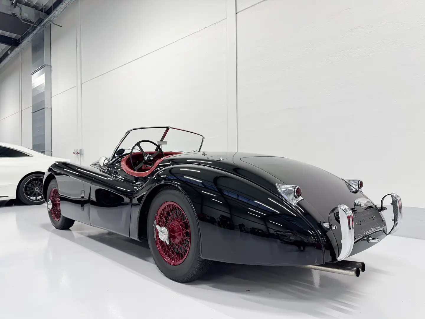 Jaguar XK 120 OTS *matching numbers/colours* Noir - 2