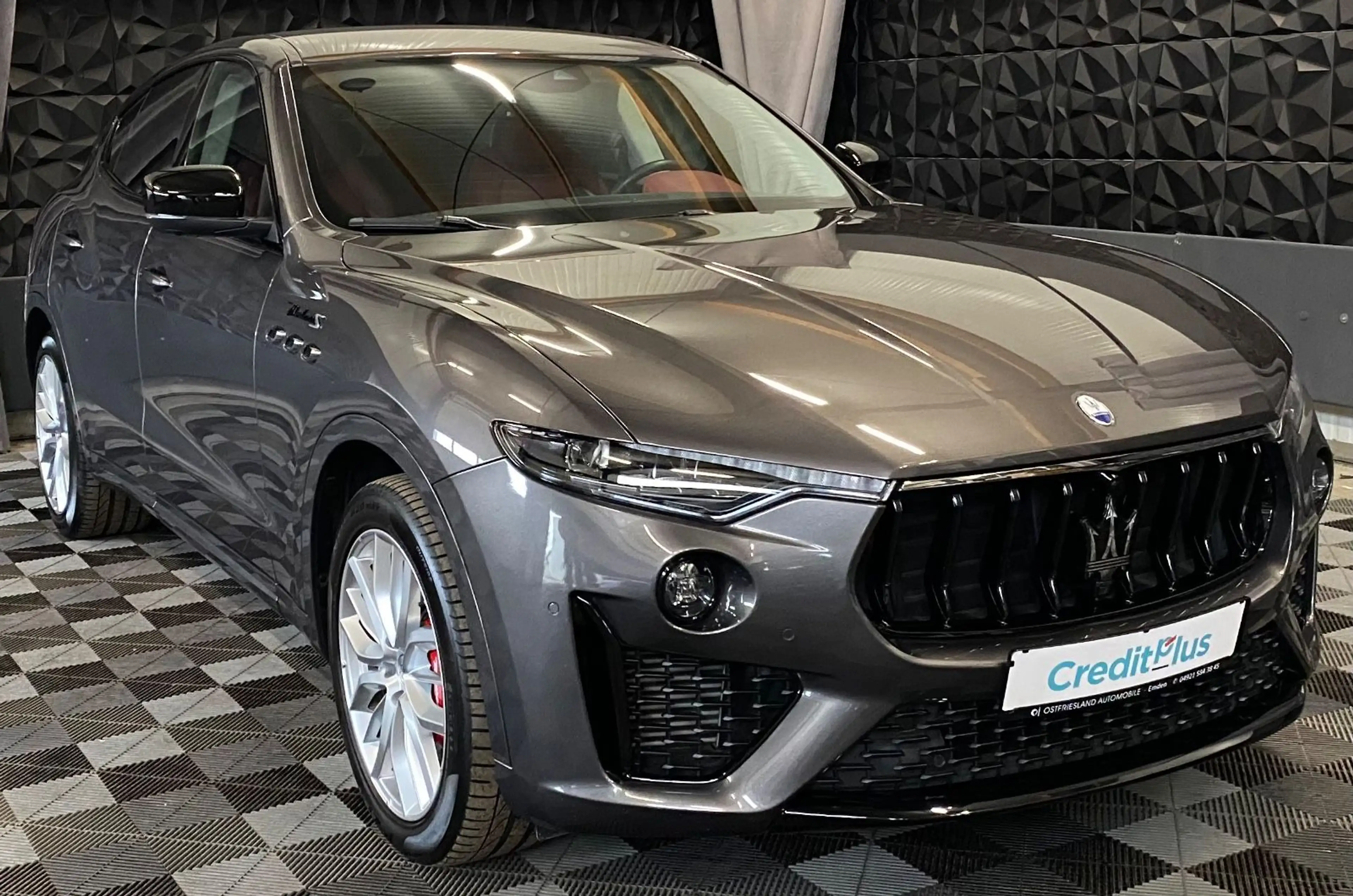 Maserati Levante Modena S, rotes Leder,1 Hand, Navi, 360°