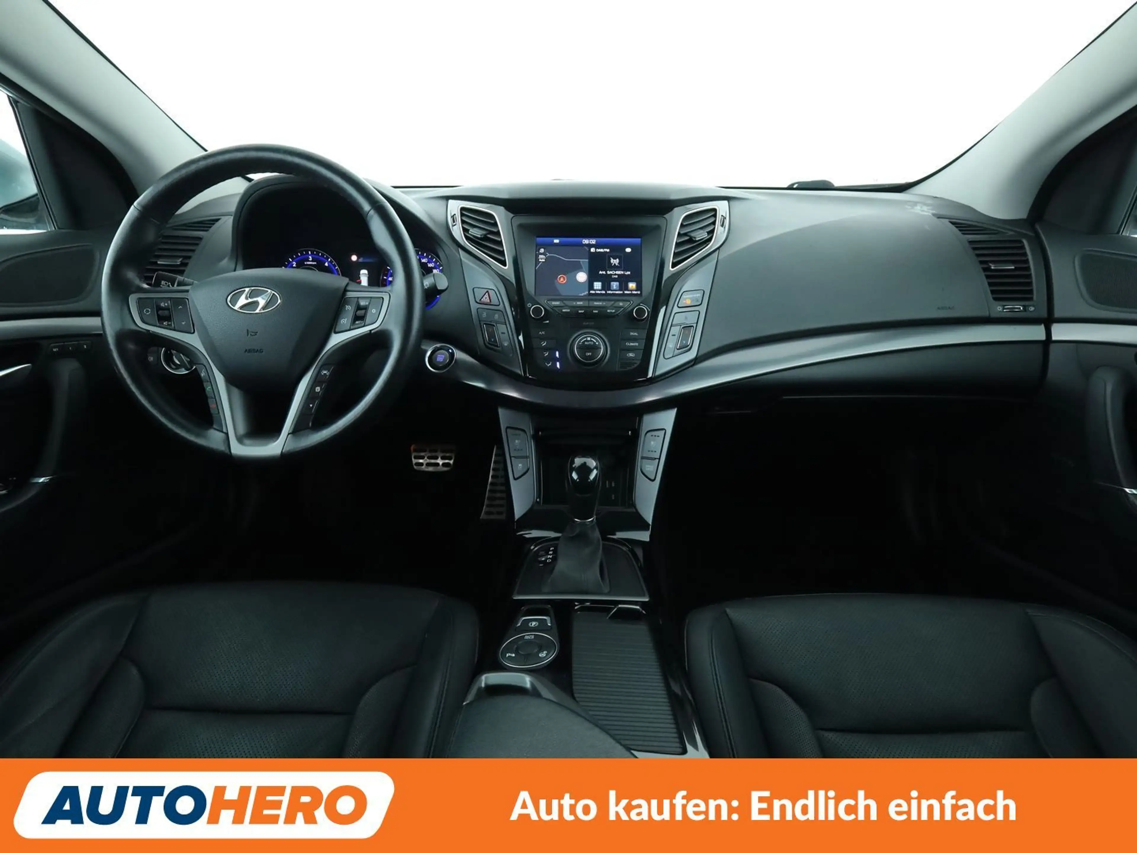 Hyundai i40 1.6 CRDi Space Plus*NAVI*TEMPO*PDC*SHZ* — photo 12