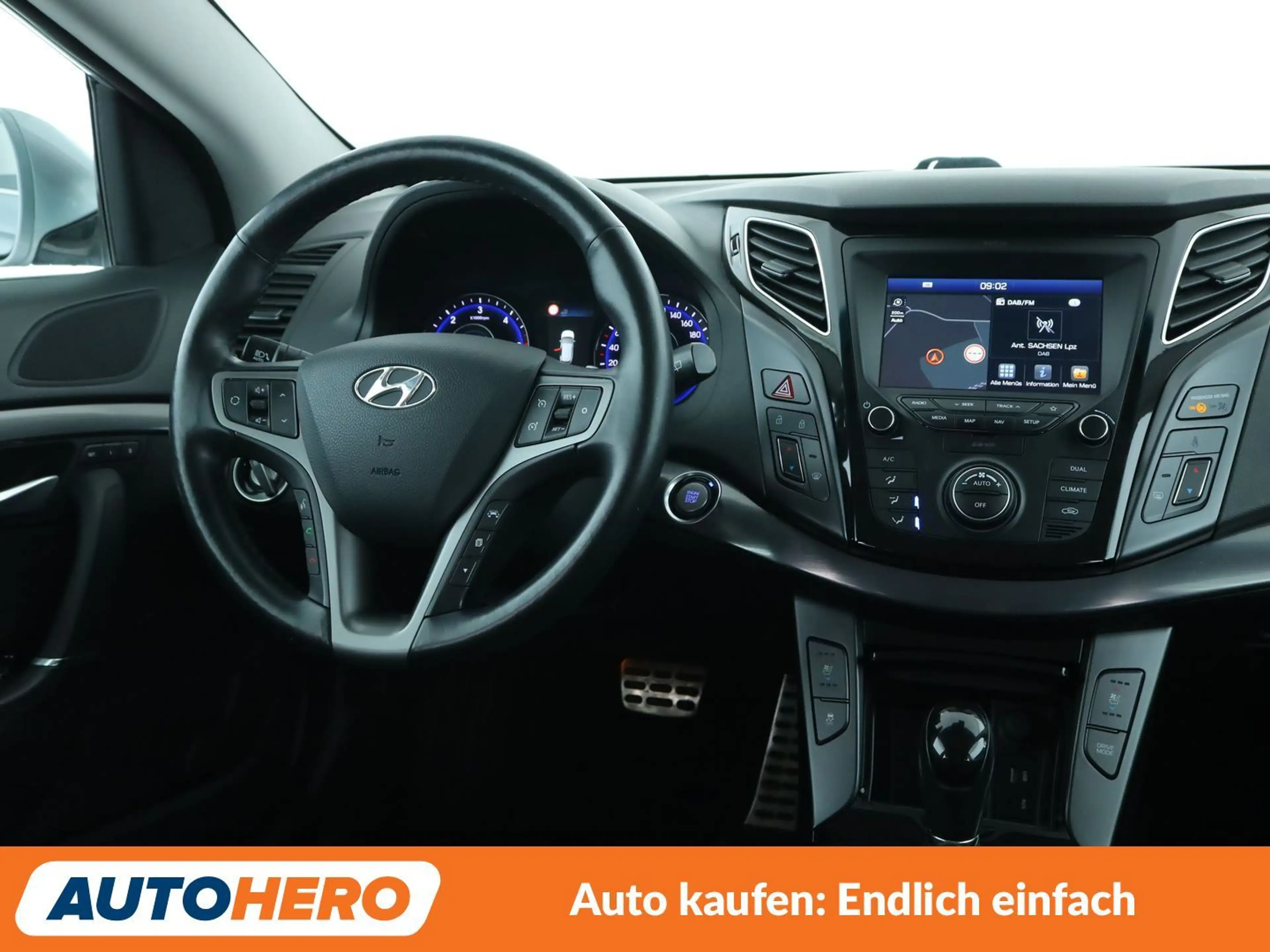Hyundai i40 1.6 CRDi Space Plus*NAVI*TEMPO*PDC*SHZ* — photo 13