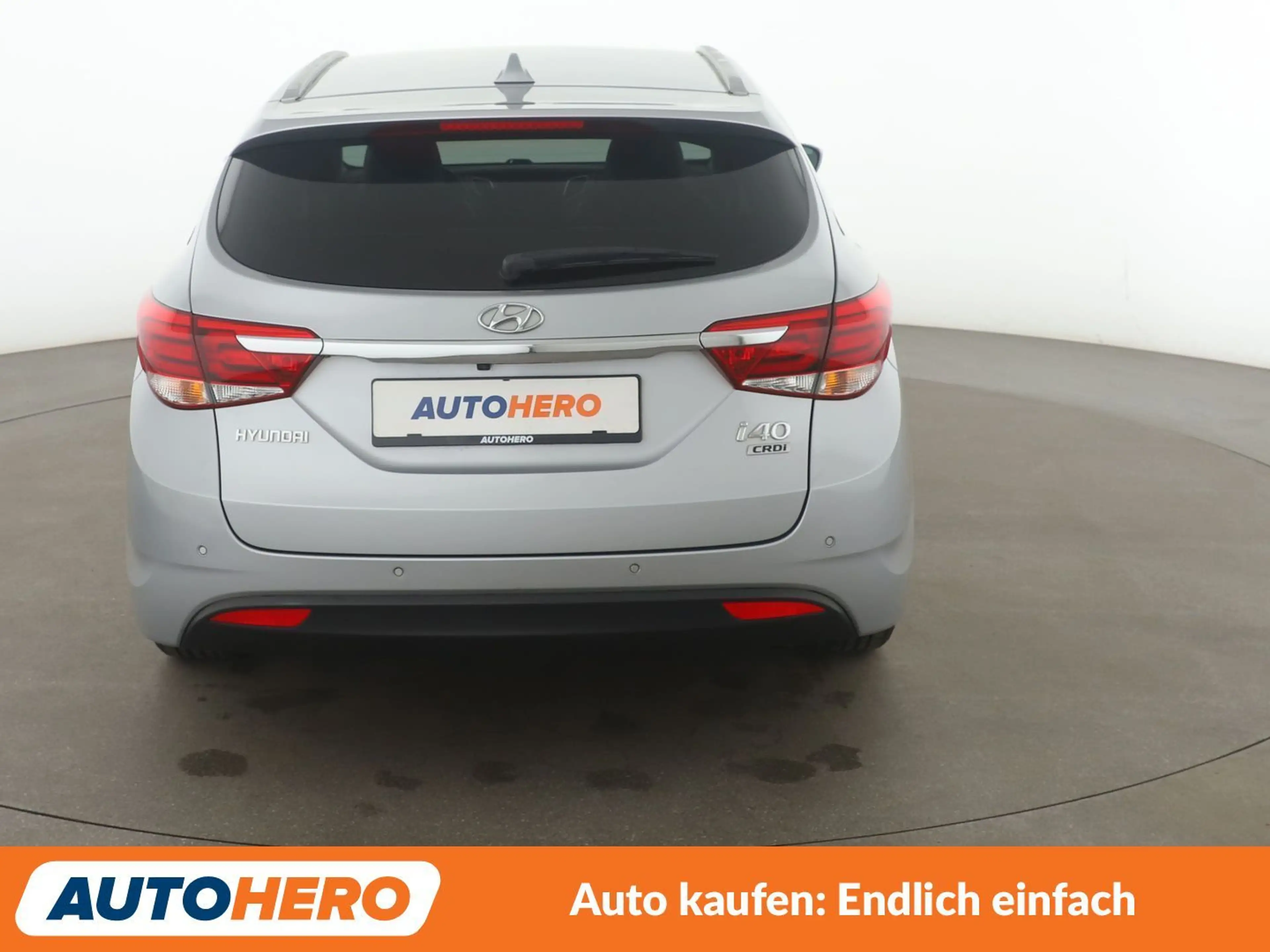 Hyundai i40 1.6 CRDi Space Plus*NAVI*TEMPO*PDC*SHZ* — photo 5