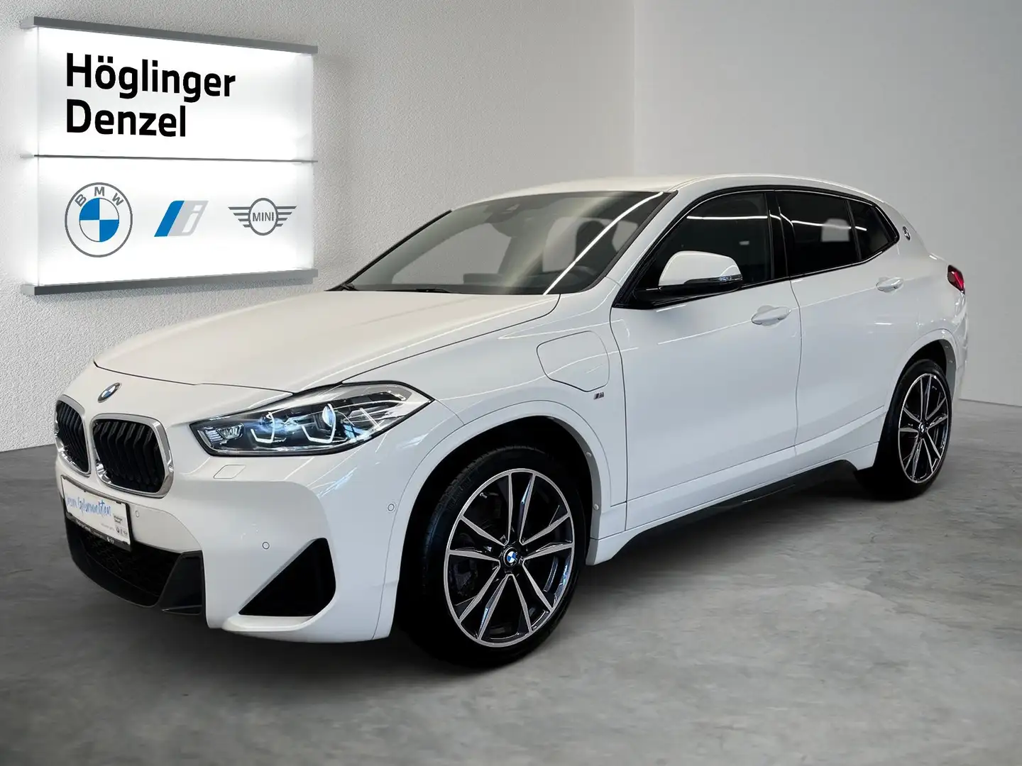 BMW X2 xDrive25e Weiß - 2