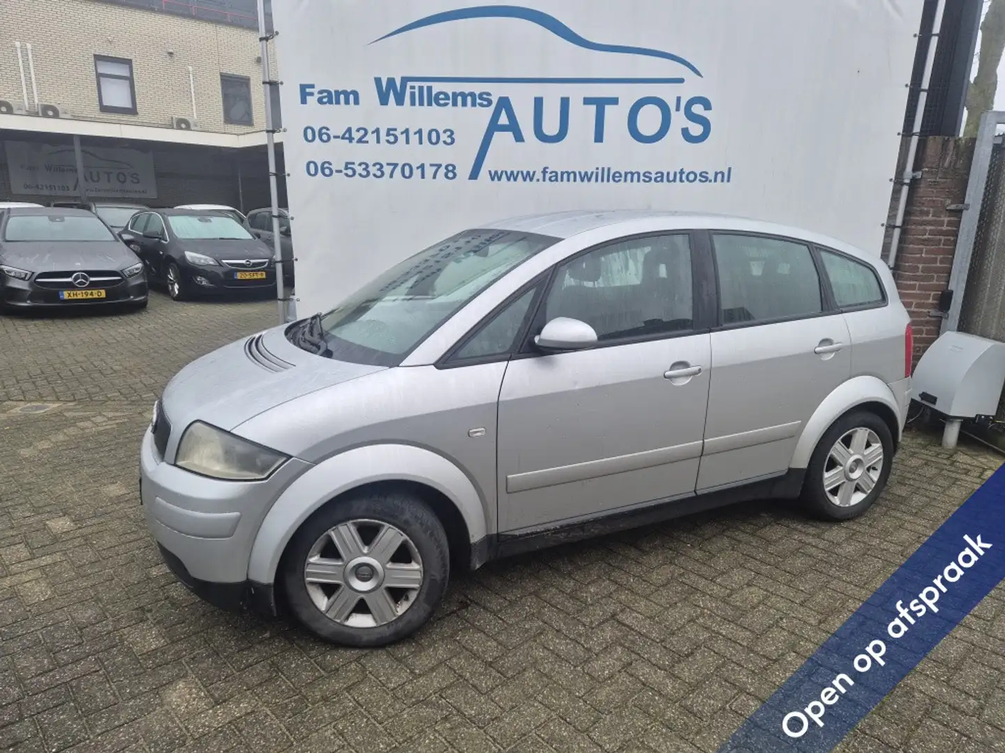 Audi A2 1.4 Pro Line Clima Nap Gris - 1