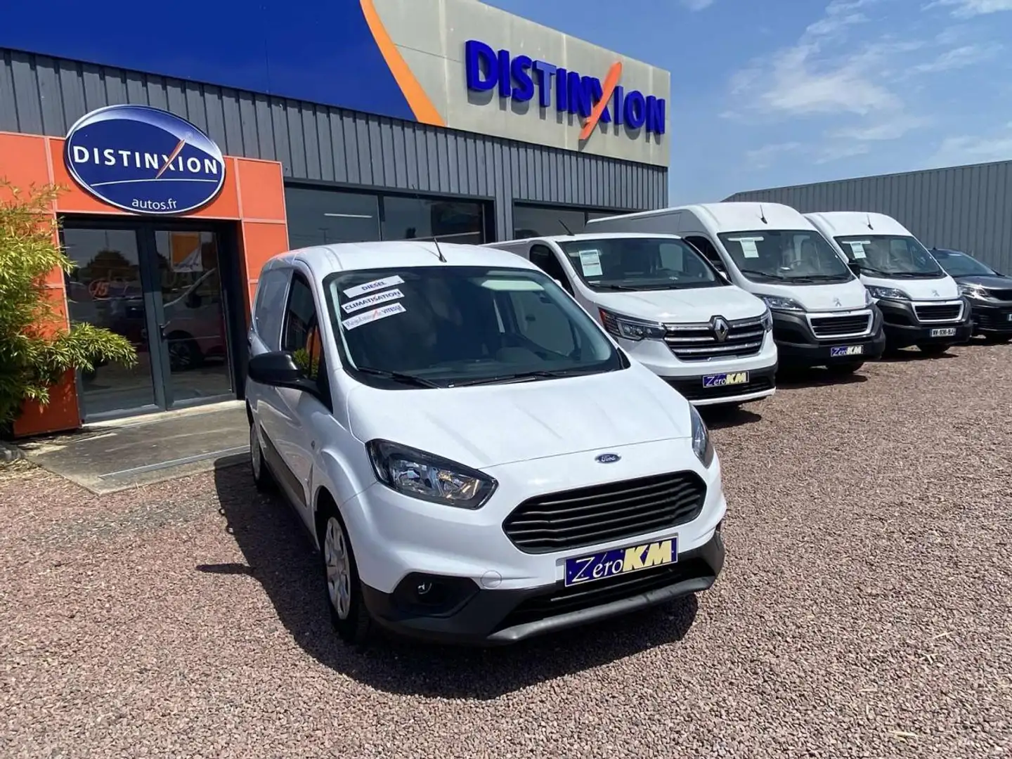 Ford Transit Courier 1.5 TDCi - 100 S\u0026S FOURGON Trend Blanc - 2