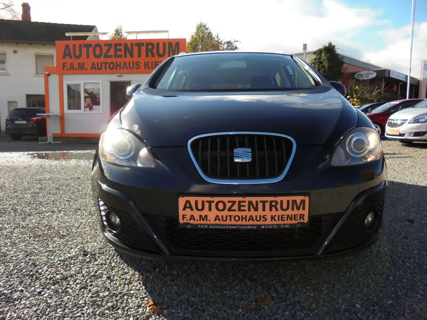 SEAT Altea XL Autom. AHK*Xenon*Navi*EPH*Sitzh*Bluet* Schwarz - 2