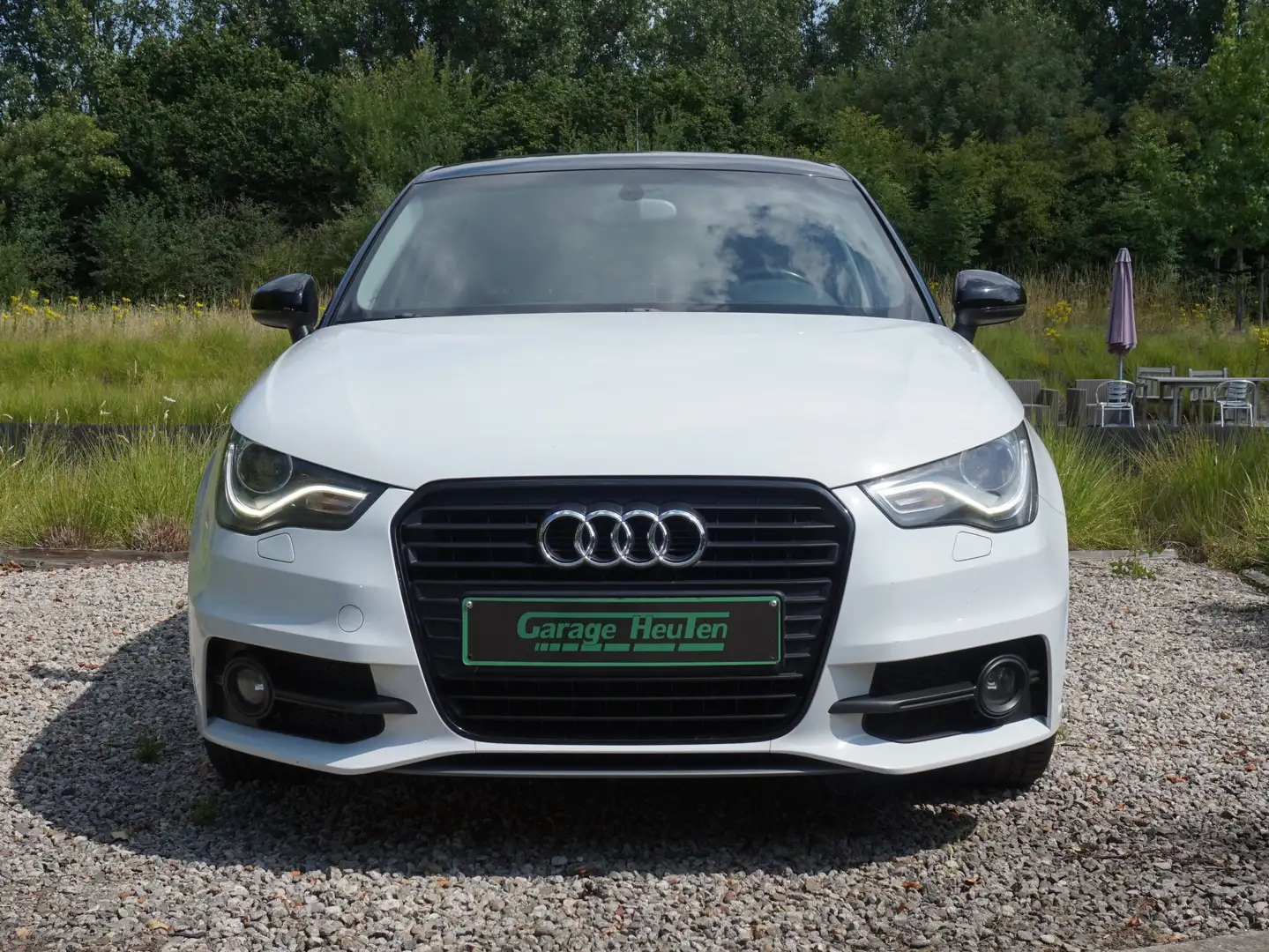 Audi A1 A1 1.2 TFSI Sportback S line Sportpaket Wit - 2