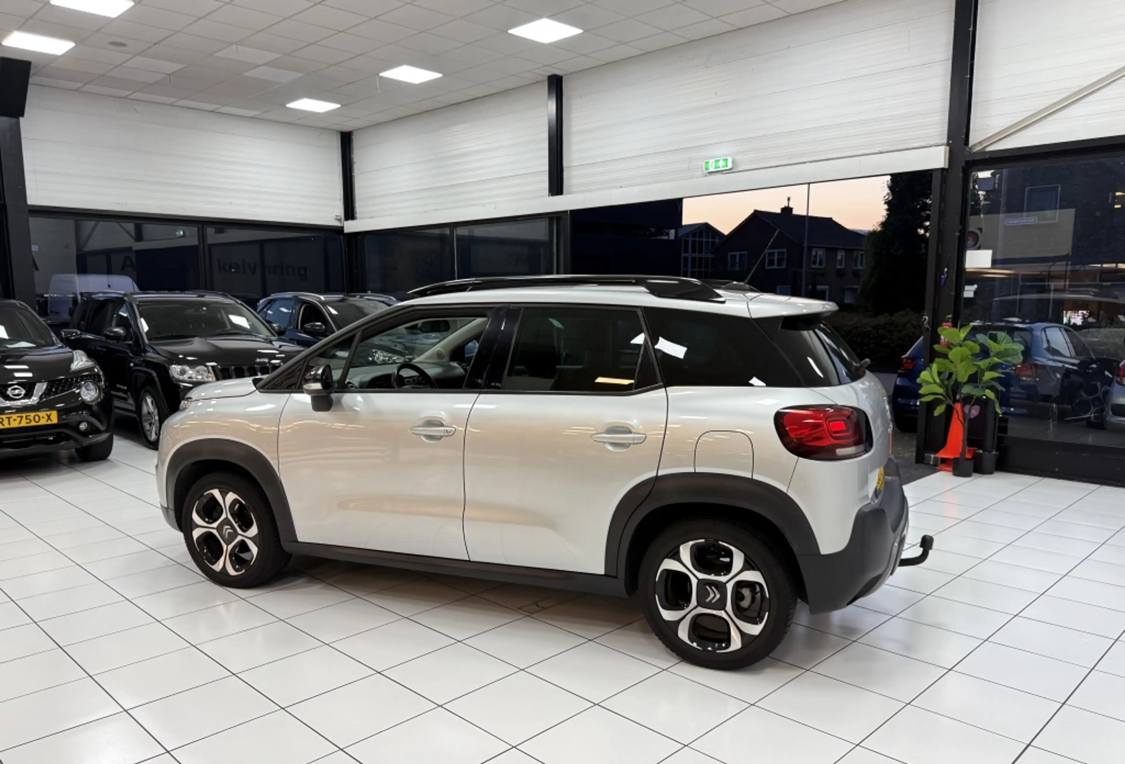 Citroen C3 Aircross 1.2 PT S&S Shine — photo 11
