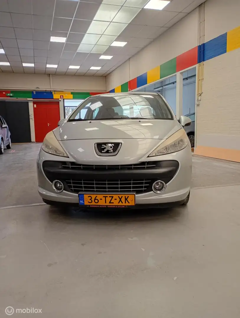 Peugeot 207 1.6 VTi XS Pack. 1e Eigenaar / Airco / 5Drs Grau - 2