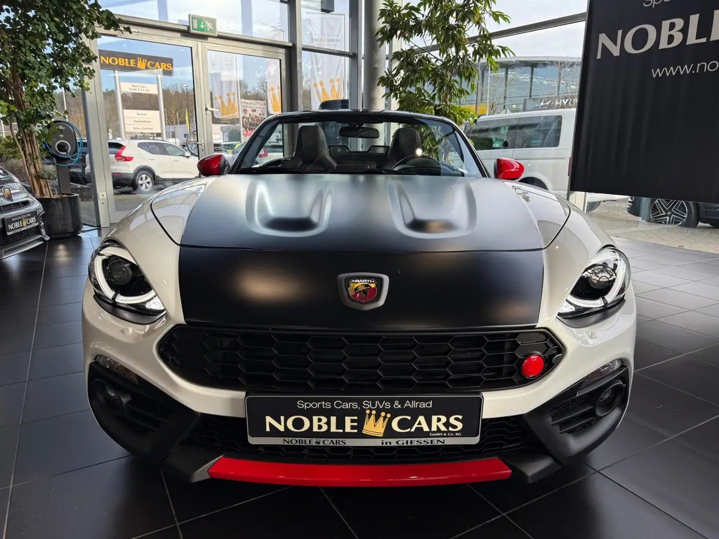 Abarth 124 Spider BOSE LED LEDER ALU Weiß - 2