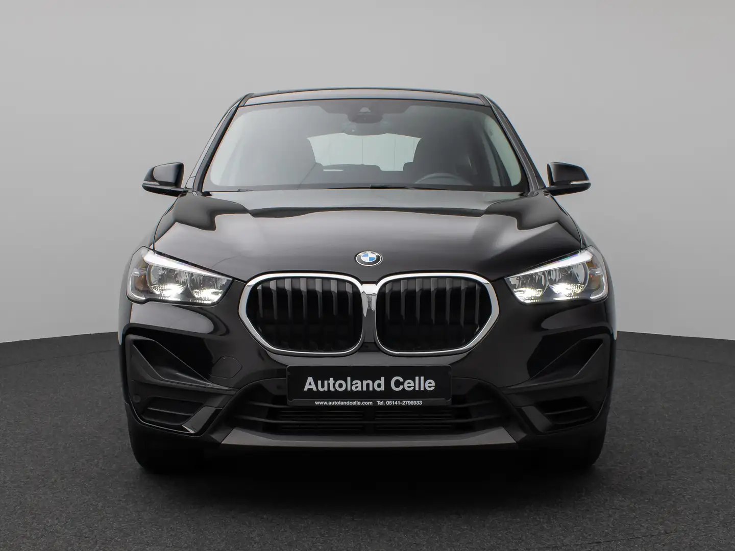 BMW X1 sD20i Panorama Navi Lordos DAB HiFi Parkassis Noir - 2