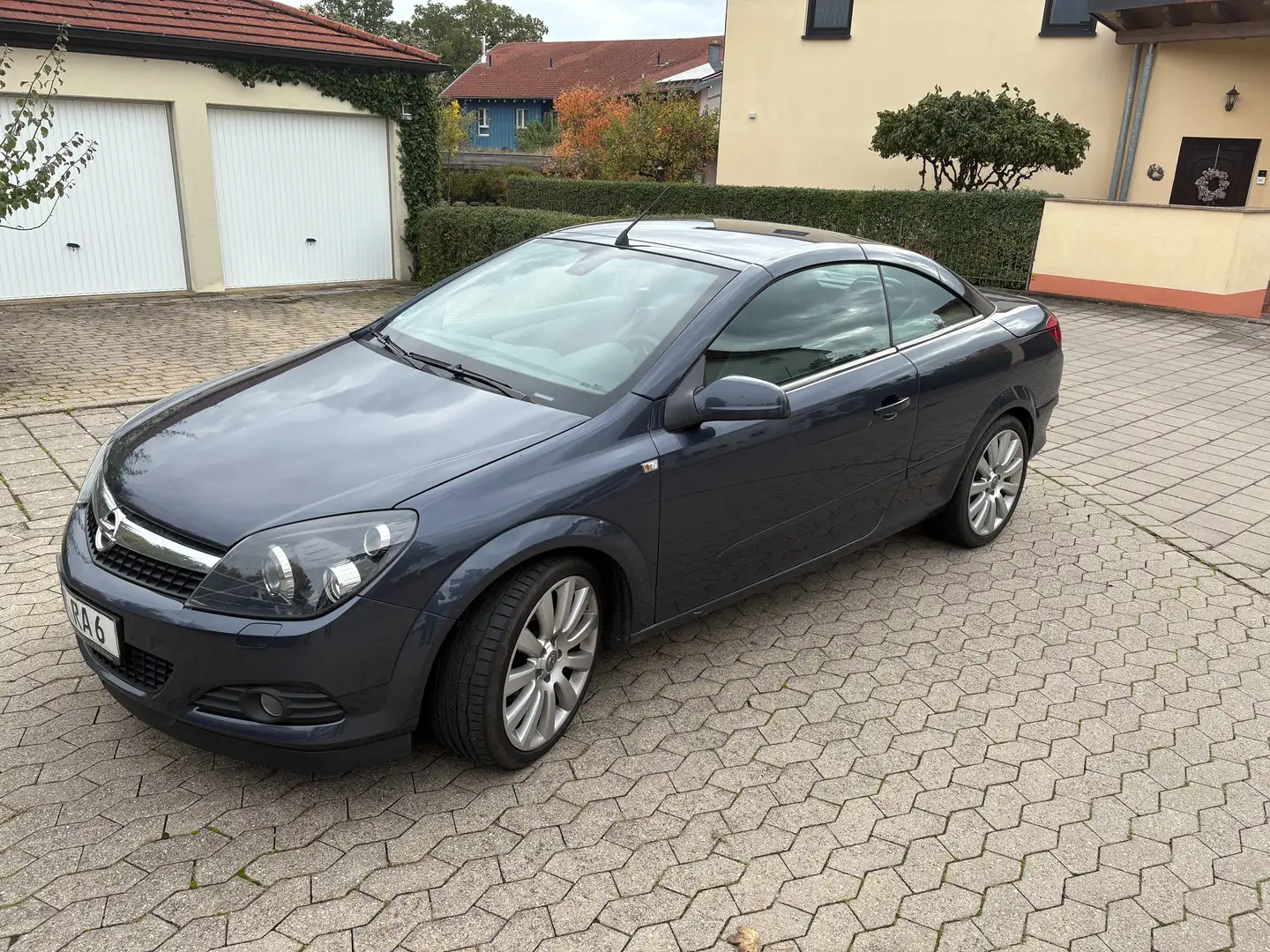 Opel Astra Astra Twin Top Diesel Twin Top 1.9 CDTI Edition Blau - 2