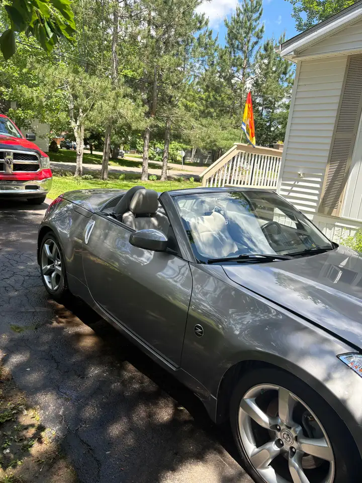 Nissan 350Z photo Nissan 350Z