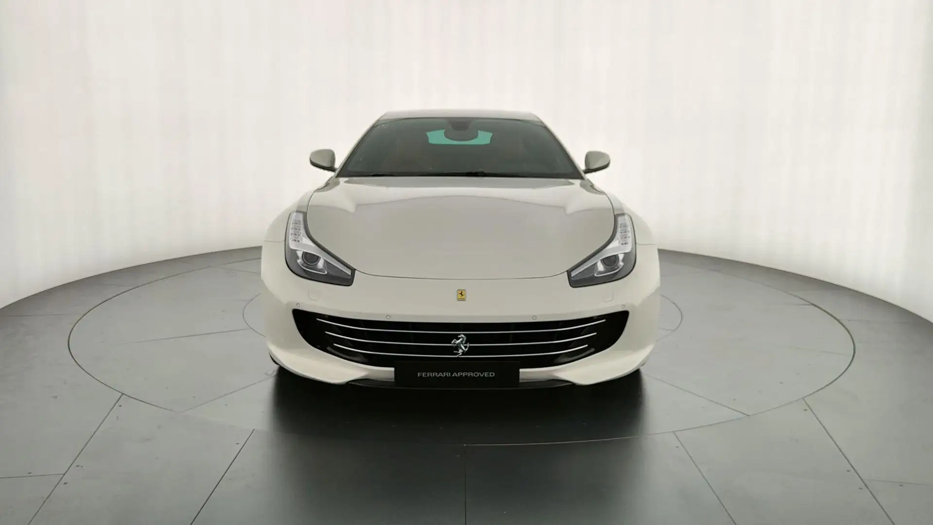 Ferrari GTC4 Lusso GTC4Lusso T Blanc - 2