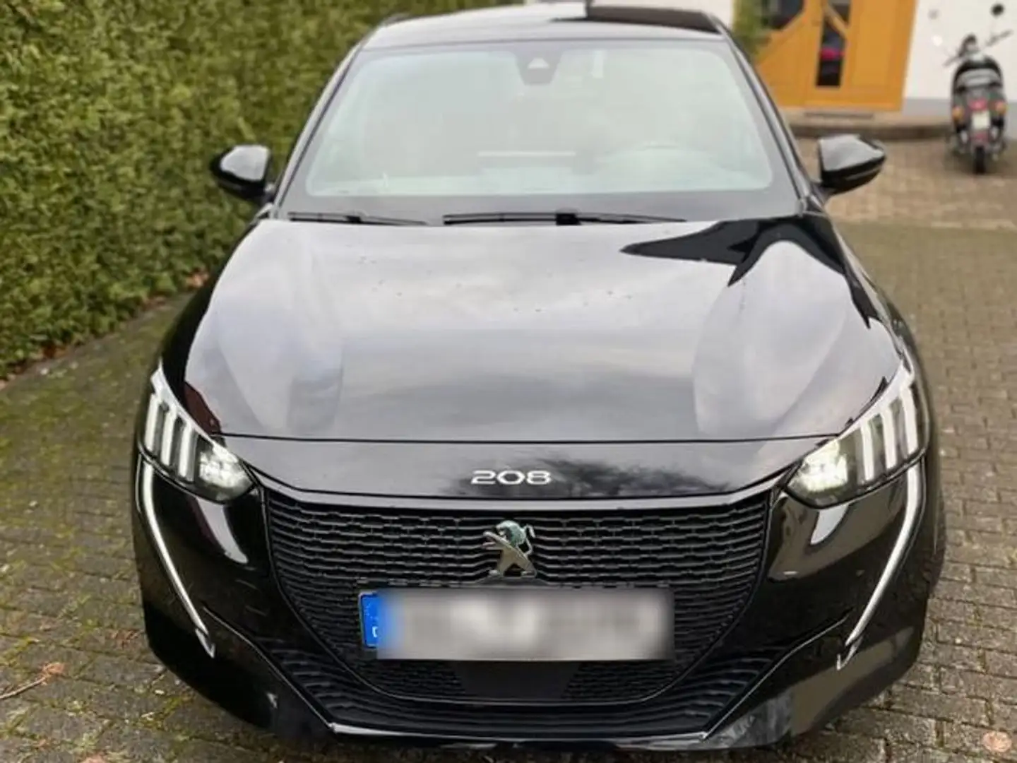Peugeot 208 208 5p 1.0 puretech (vti) 12v Active Schwarz - 1