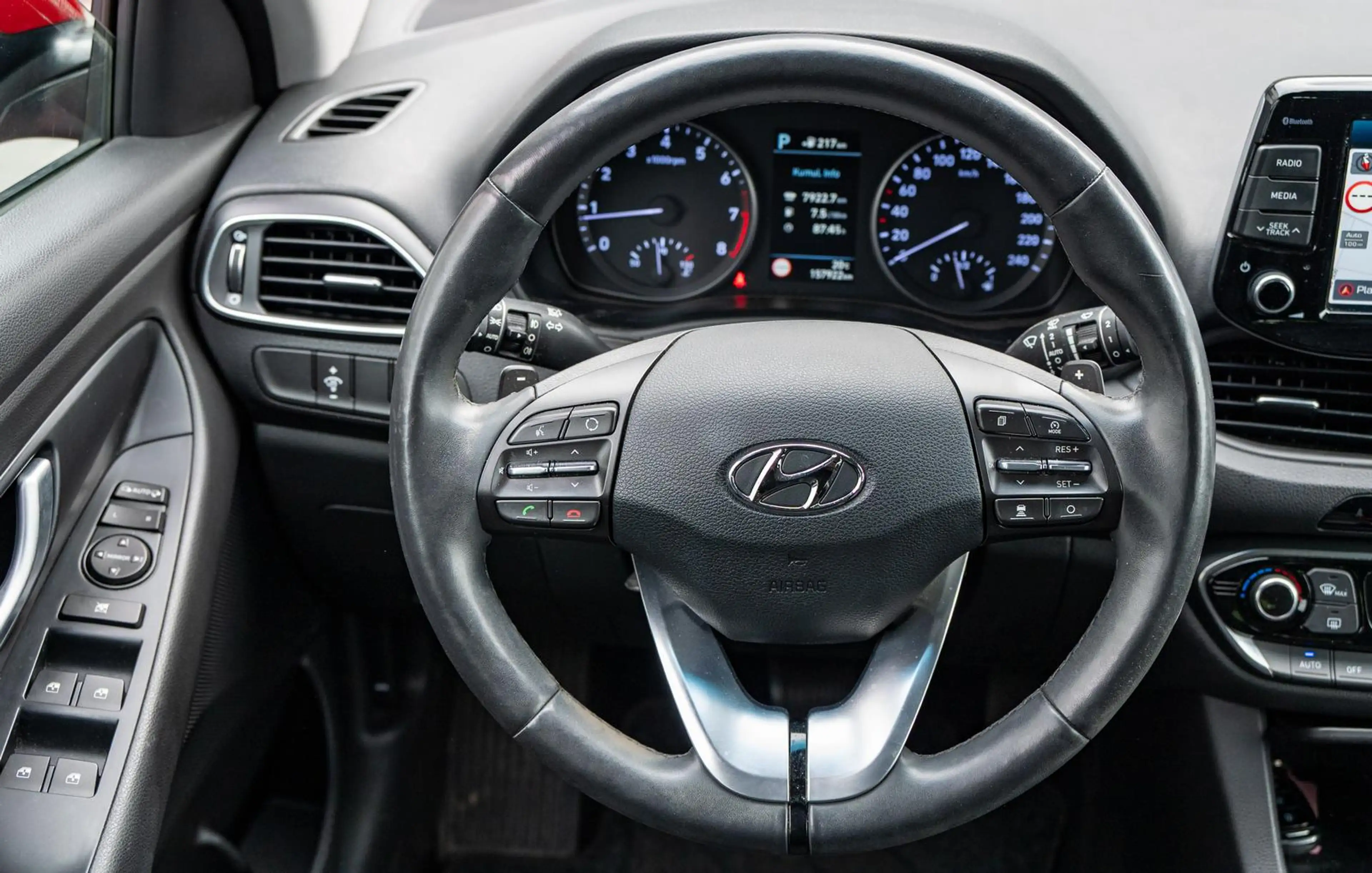 Hyundai i30 Premium 1.4 TGDI,ACC,LED,Kamera — photo 11