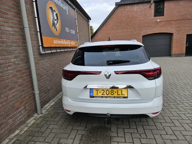 Renault Megane view 24