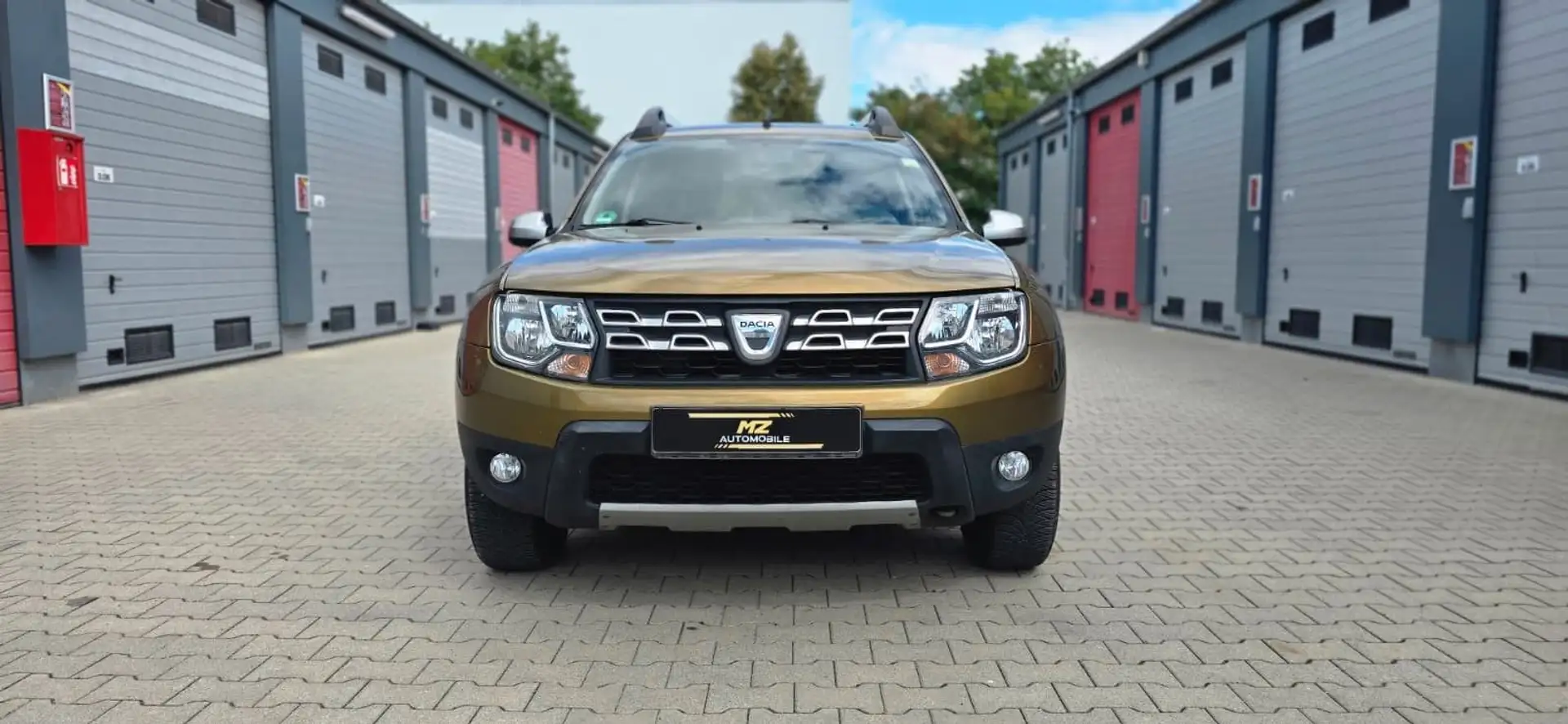 Dacia Duster I Laureate 4x2 1Hand NAVI/KAMERA Grün - 2