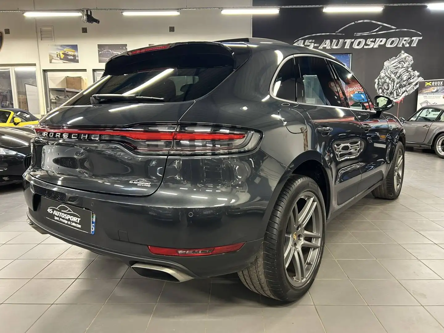 Porsche Macan 2.0 245ch PDK MALUS PAYE Grau - 2