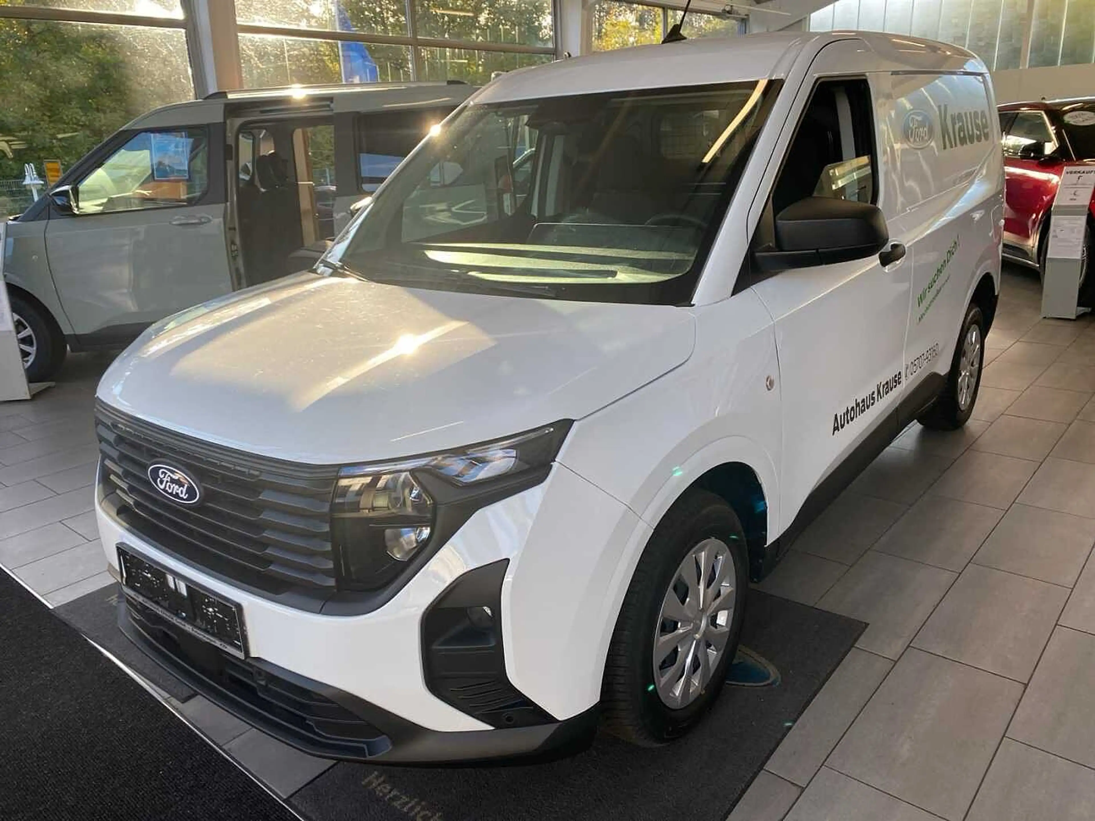 Ford Transit Courier Kasten Trend