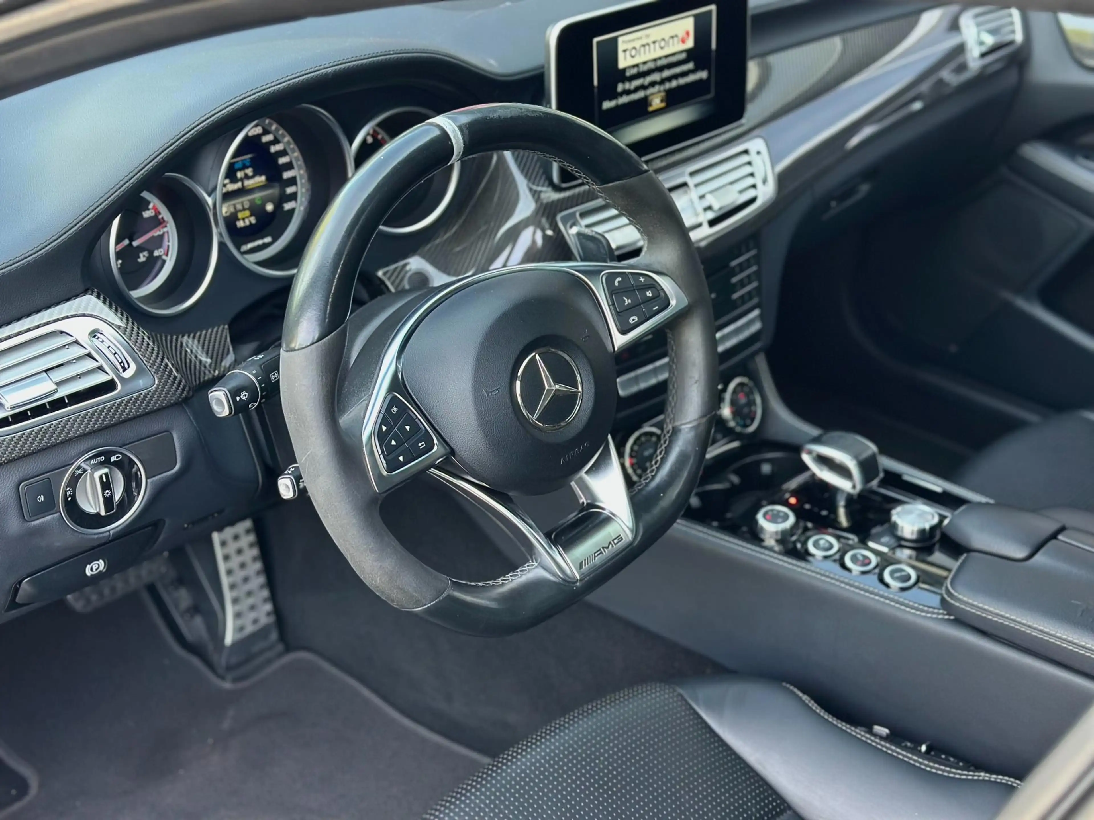 Mercedes-Benz CLS 63 AMG S 4MATIC Facelift — photo 11
