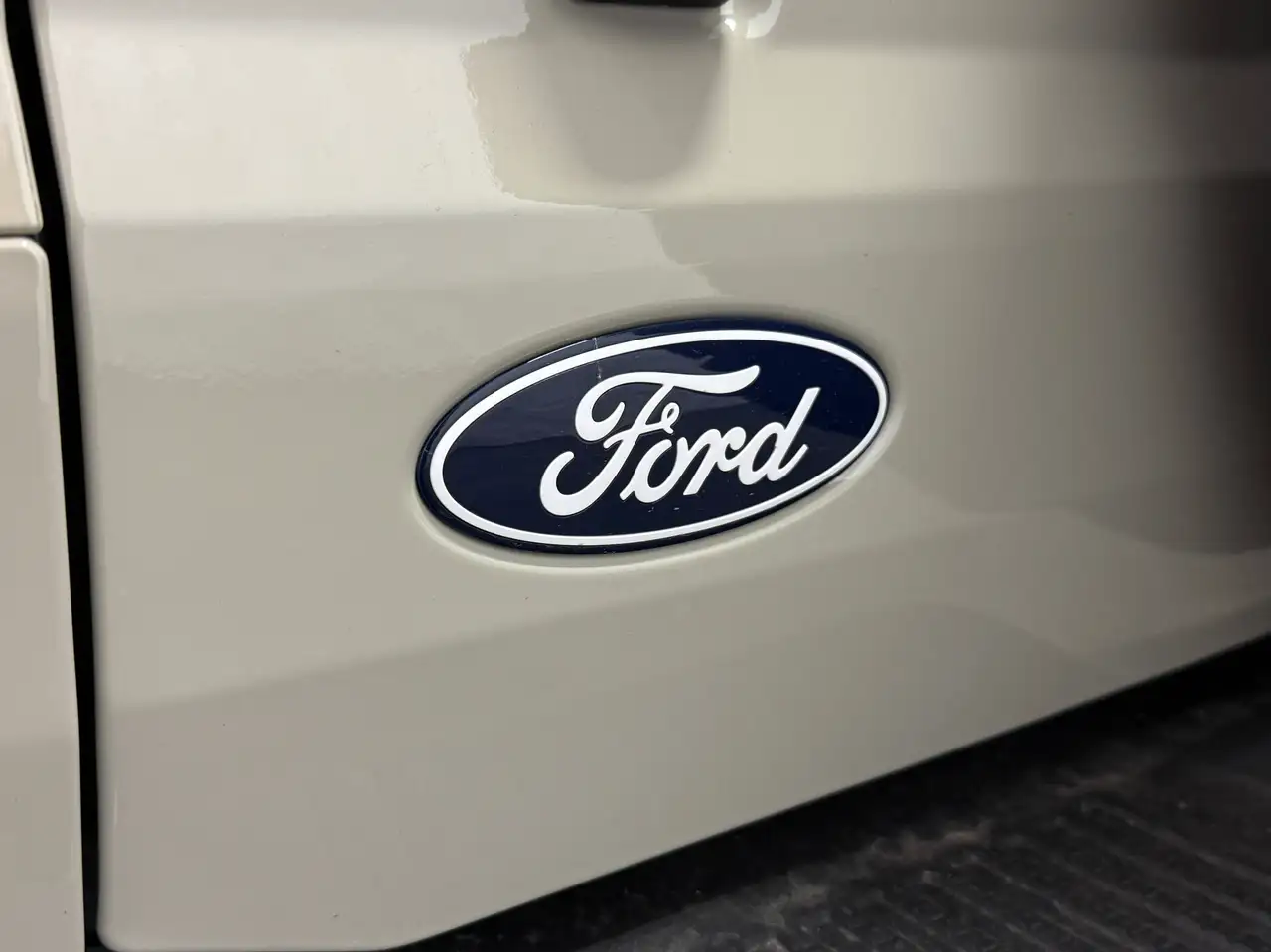 Ford Bronco снимка Ford Bronco