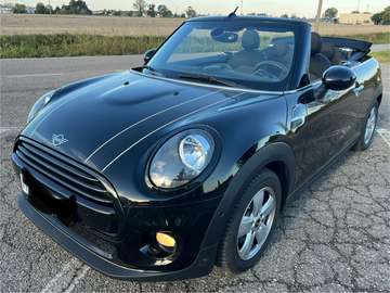 Mini Cabrio 1.5 Cooper