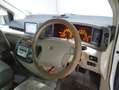 Nissan Elgrand E51 Allrad Klima Tempomat Kamera 7 Sitze Weiß - thumbnail 10