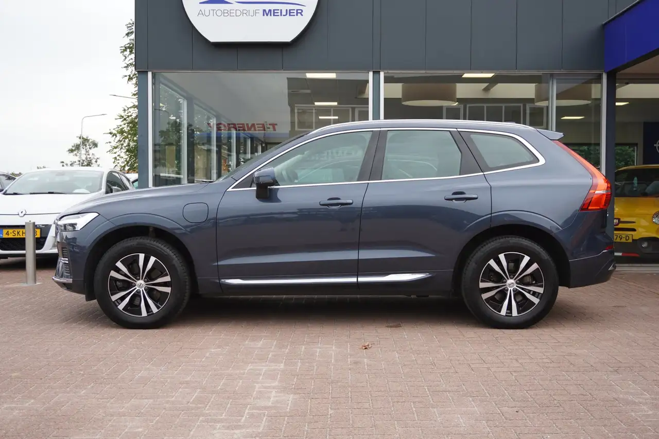 Volvo XC60 2.0 T6 Plug-in hybrid AWD Inscription Expression, миниатюра 2