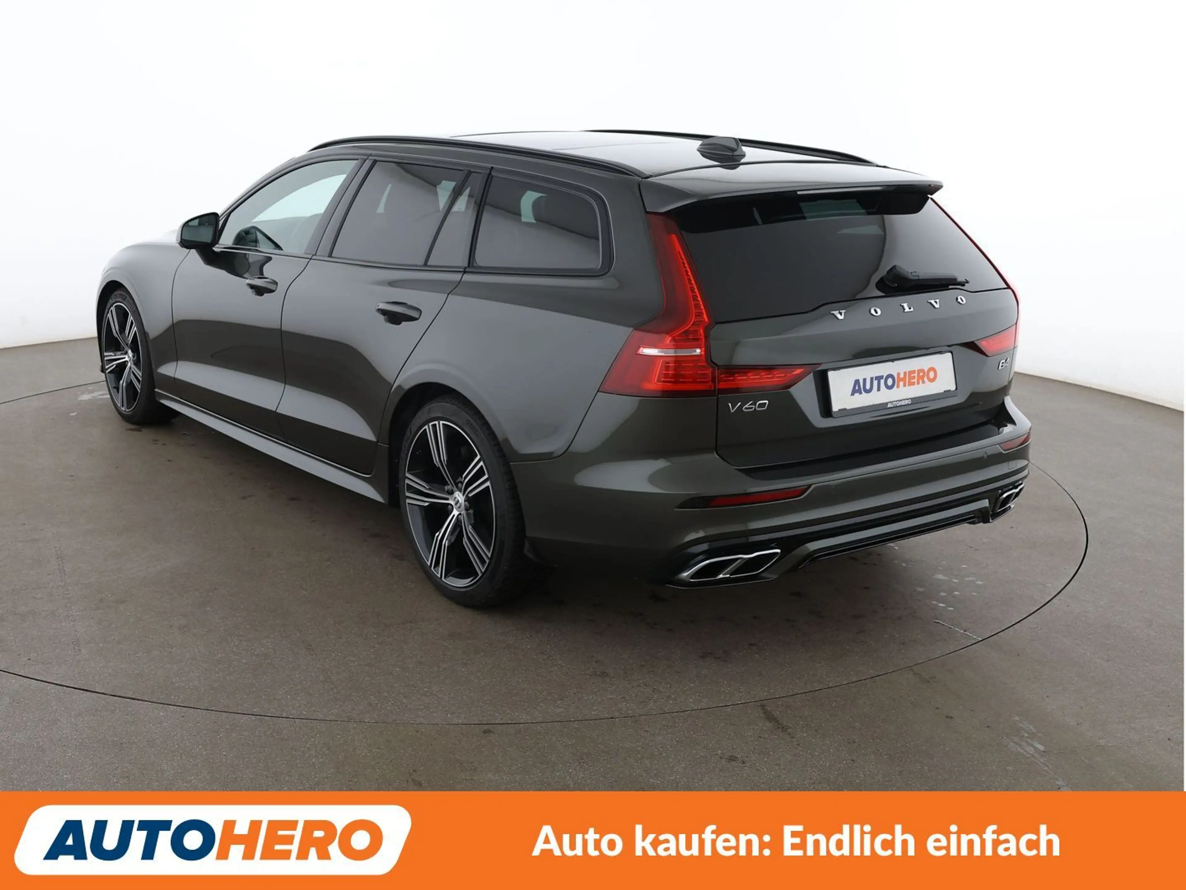 Volvo V60 2.0 B4 R Design Aut.*NAVI*LED*TEMPO*CAM*PDC*SHZ* — photo 4