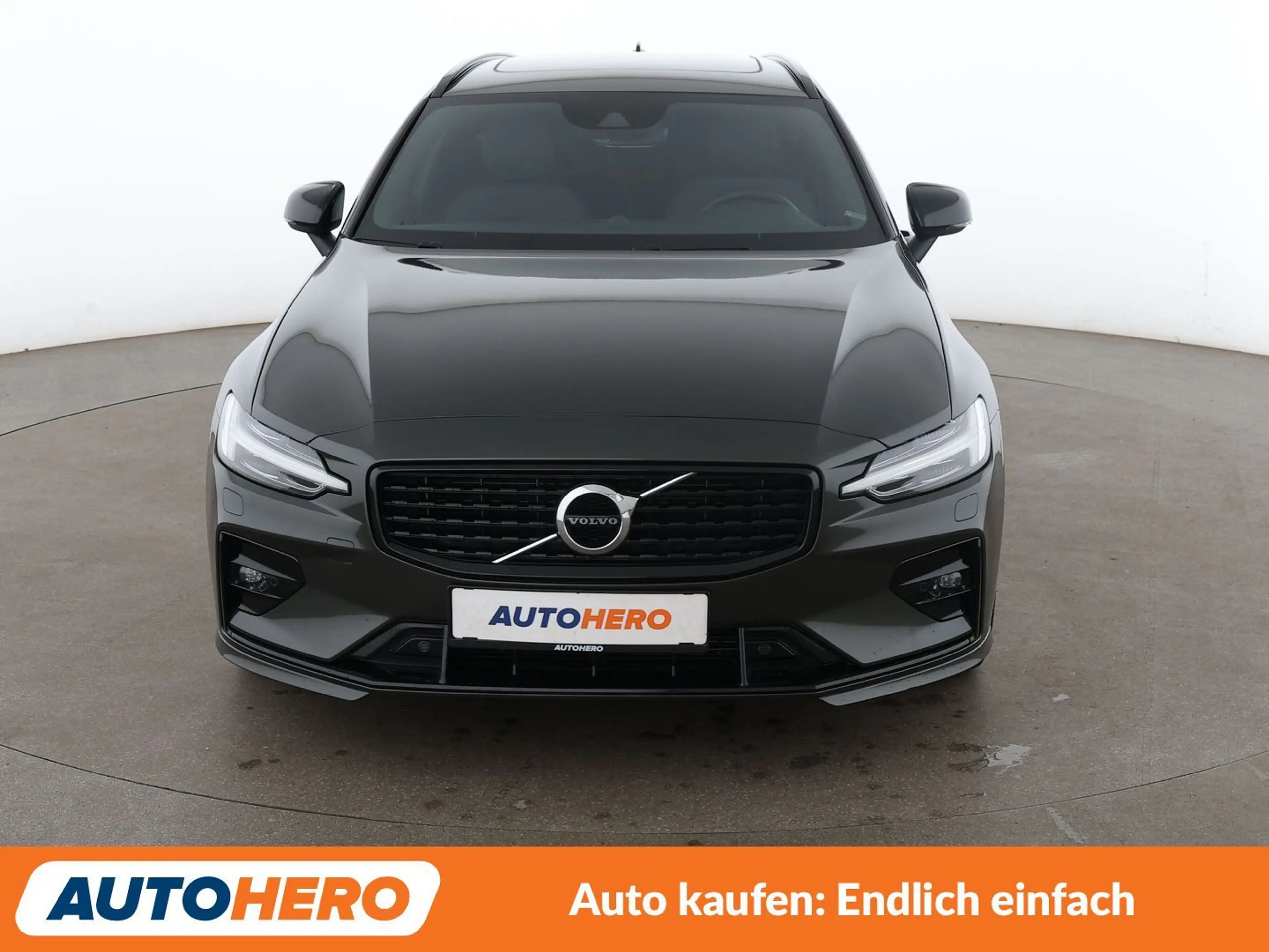 Volvo V60 2.0 B4 R Design Aut.*NAVI*LED*TEMPO*CAM*PDC*SHZ* — photo 9