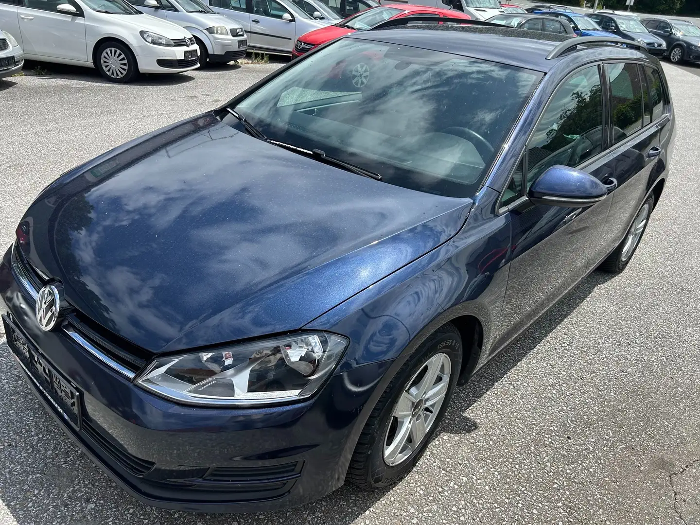 Volkswagen Golf Variant Trendline BMT Blau - 2